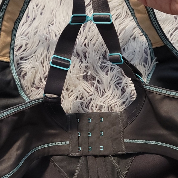 Freya Active Underwire Sports Bra sz 40DDD - Picture 4 of 6